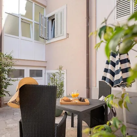 Hidden Oasis - Zf Hvar Apartment *