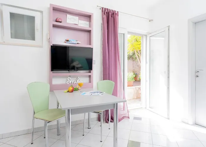 Апартаменты Hidden Oasis - Zf Hvar Хвар