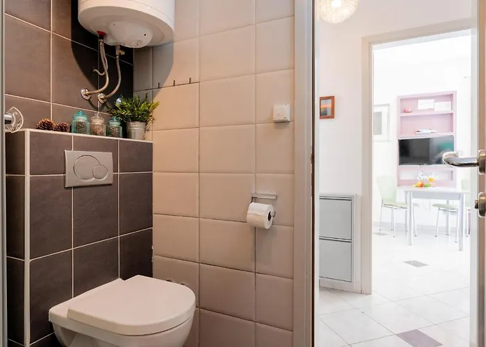 Апартаменты Hidden Oasis - Zf Hvar