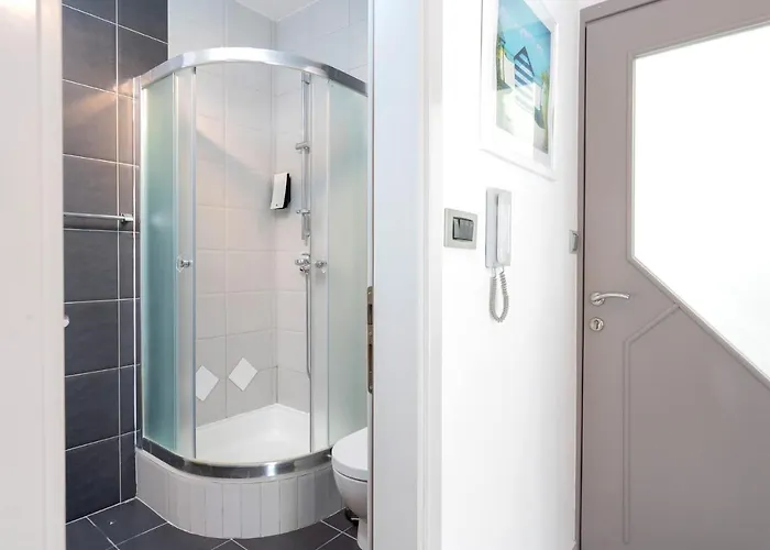 Апартаменты Hidden Oasis - Zf Hvar