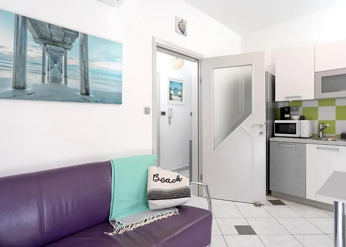 Hidden Oasis - Zf Hvar Apartment