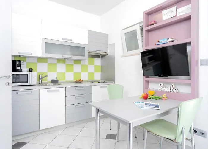 Hidden Oasis - Zf Hvar *