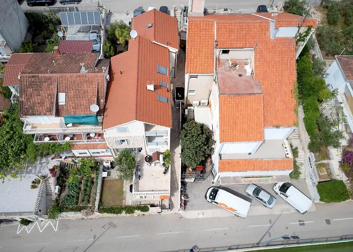 Hidden Oasis - Zf Hvar Хвар