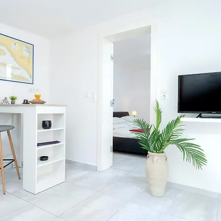 Hidden Oasis - Zf Hvar 아파트 흐바르